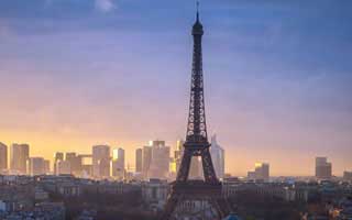 Fed Ends QT: Altcoin Supercycle Deja Vu or Delusion? - Discuss!